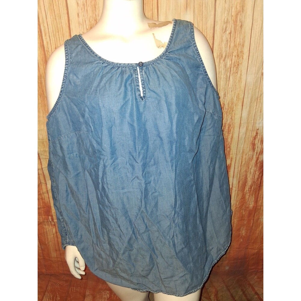 Evri Blue Chambray Sleeveless Pullover Blouse Sz 1X